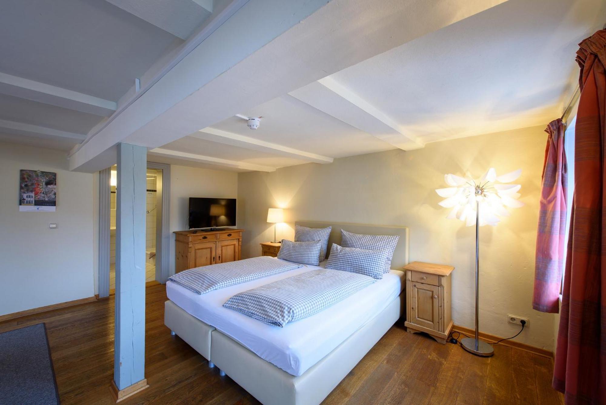 Hotel Pension St Nikolai Кведлинбург Экстерьер фото